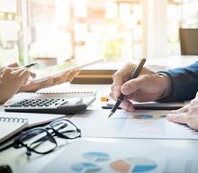 Rachunek cash flow - co to jest? Przepływy środków pieniężnych