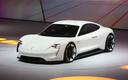 Porsche celuje w sprzedaż 20 tys. elektrycznych aut
